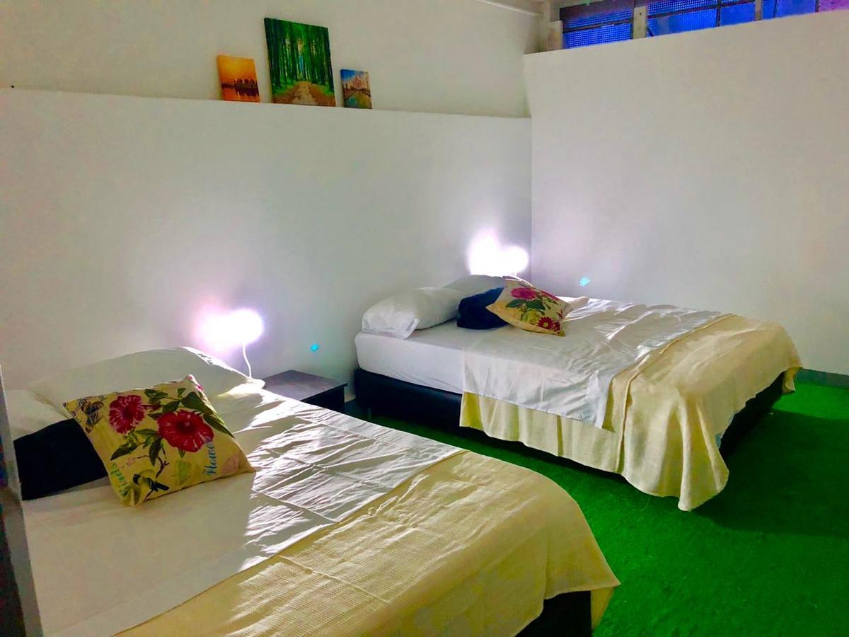 Backpackers Inn Медельїн Екстер'єр фото