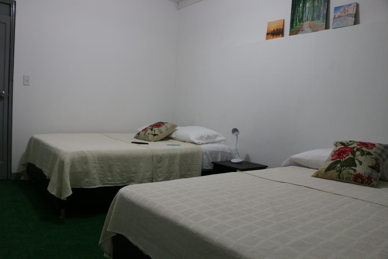 Backpackers Inn Медельїн Екстер'єр фото
